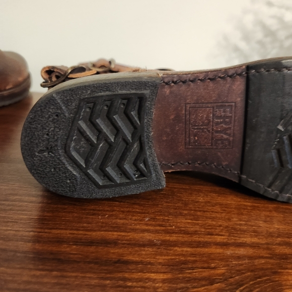 NWTB Frye Women's Veronica Short Distressed Boots Size 6 - Picture 11 of 17